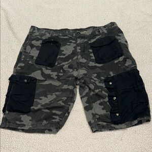 Sean John Camo Cargo Shorts